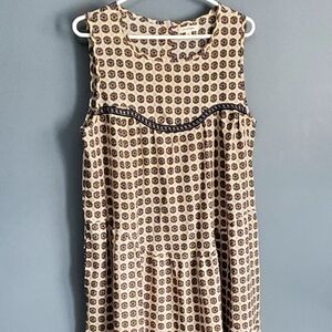 Sleeveless Patterned Dress